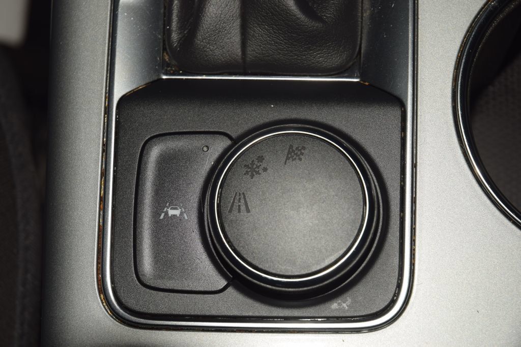 Used 2024 Chevrolet Blazer LT w/ Convenience Package FWD image 35