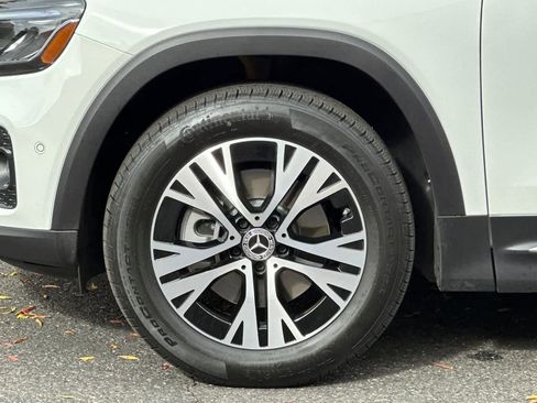 Certified 2025 Mercedes-Benz GLB 250 image 25