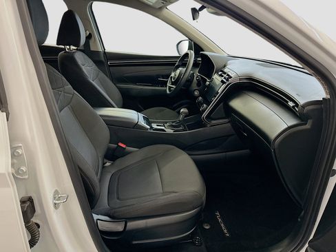 Used 2023 Hyundai Tucson SE image 31