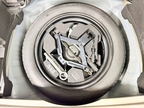 Used 2012 Subaru Forester 2.5X Premium w/ All-Weather Pkg image 37