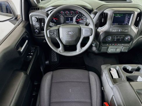 Certified 2025 Chevrolet Silverado 1500 Custom Trail Boss AWD/4WD image 19