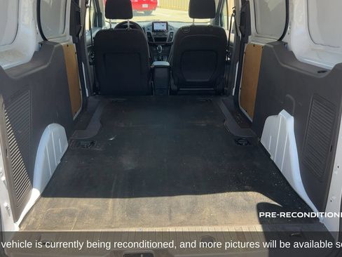Used 2019 Ford Transit Connect XLT FWD image 12