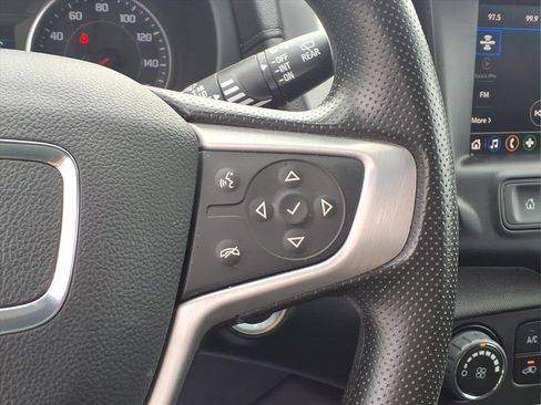 Used 2024 GMC Terrain SLE image 19