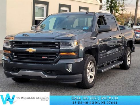 Used 2017 Chevrolet Silverado 1500 LT w/ All Star Edition image 3