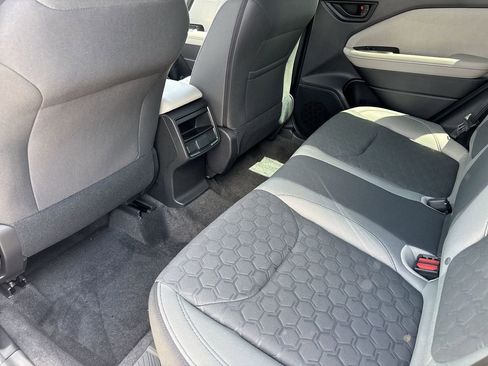New 2026 Subaru Forester AWD/4WD image 13