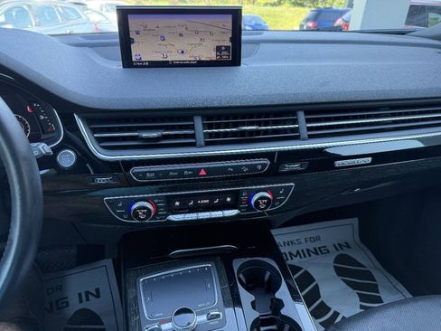 Used 2017 Audi Q7 3.0T Premium Plus w/ Premium Plus Package AWD/4WD image 24