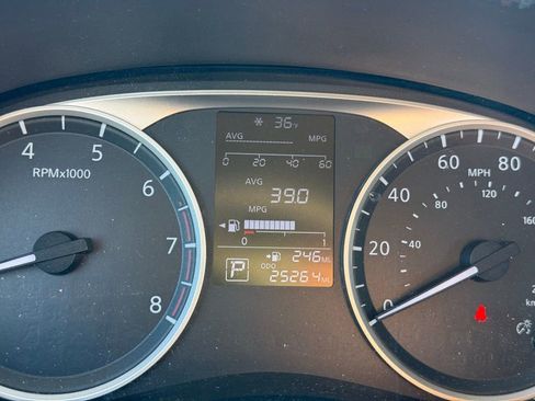 Used 2024 Nissan Versa S w/ S Plus Package image 16