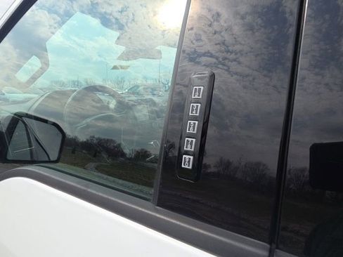 Used 2018 Ford F150 Raptor w/ Equipment Group 802A Luxury image 18