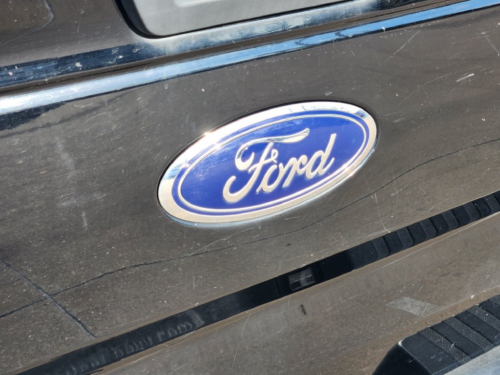 Used 2016 Ford F150 XLT AWD/4WD image 11