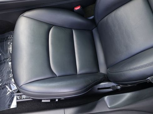 Used 2023 Tesla Model 3 Performance image 30