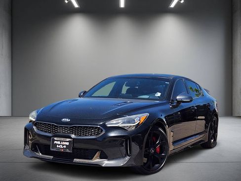 Used 2018 Kia Stinger GT2 AWD/4WD image 1