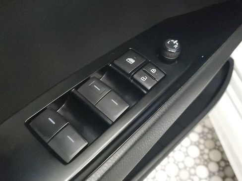 Used 2025 Toyota Camry XSE FWD image 22