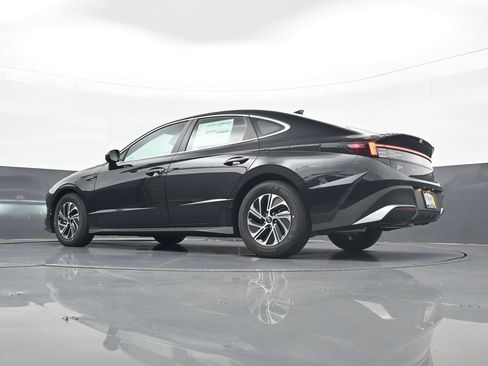 New 2026 Hyundai Sonata Blue FWD image 27