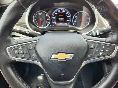 Used 2019 Chevrolet Malibu Premier w/ Sun and Wheel Package FWD image 8