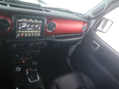 Used 2020 Jeep Wrangler Unlimited Rubicon AWD/4WD image 26