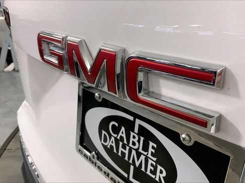 Used 2026 GMC Terrain Elevation FWD image 8