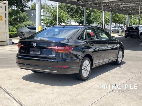 Used 2019 Volkswagen Jetta S w/ Driver Assistance Package FWD image 11