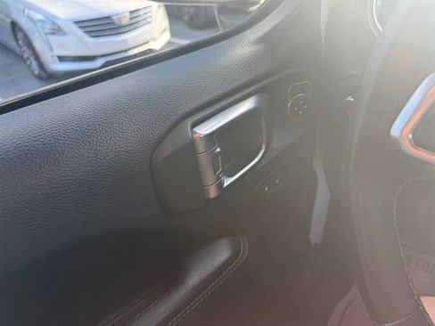 Used 2018 Jeep Wrangler Rubicon image 21