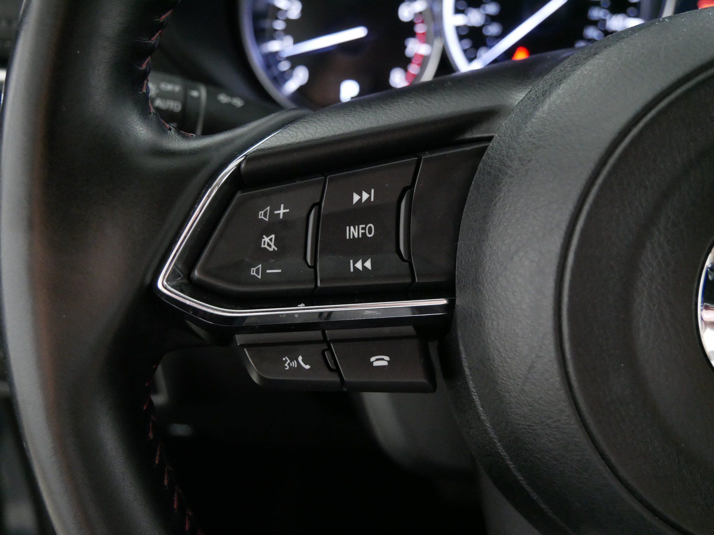 Used 2025 MAZDA CX-5 Carbon Edition AWD/4WD image 28