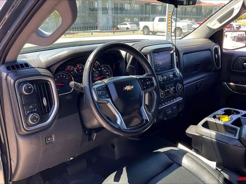 Used 2020 Chevrolet Silverado 1500 LT w/ Texas Edition image 17