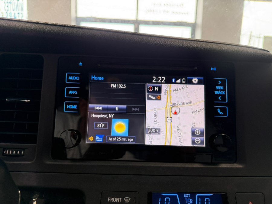 Used 2016 Toyota Sienna XLE w/ XLE Navigation Package AWD/4WD image 66