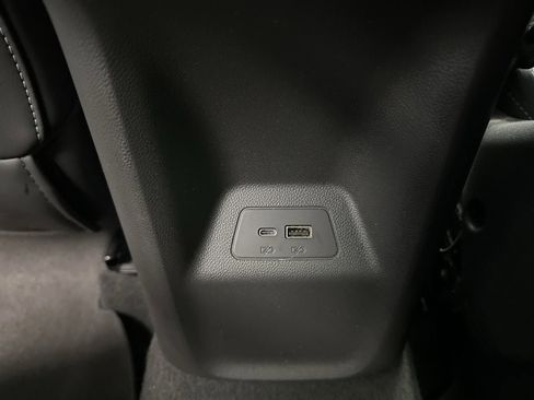 Certified 2024 Buick Envision Preferred image 19