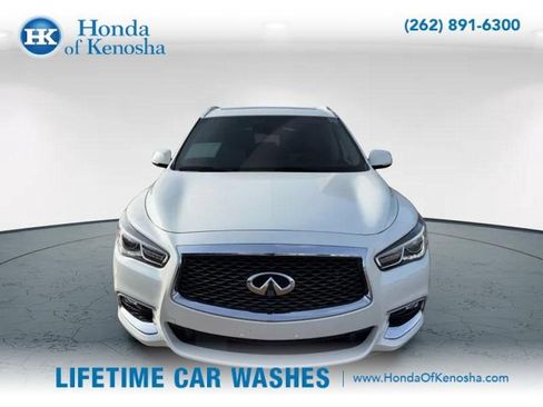 Used 2020 INFINITI QX60 Signature Edition image 2