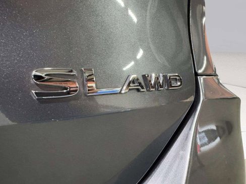 Used 2020 Nissan Rogue SL image 20