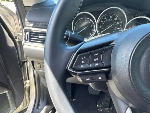 Used 2025 MAZDA CX-5 AWD 2.5 S w/ Preferred Package image 13