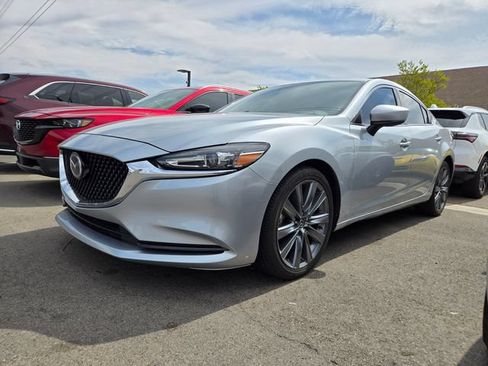 Used 2018 MAZDA MAZDA6 Touring FWD image 2