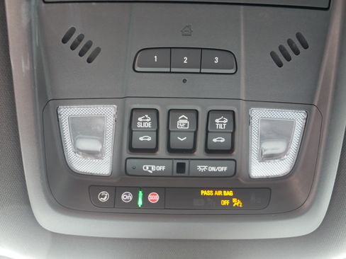 Used 2023 Buick Enclave Essence w/ Experience Buick Package AWD/4WD image 32