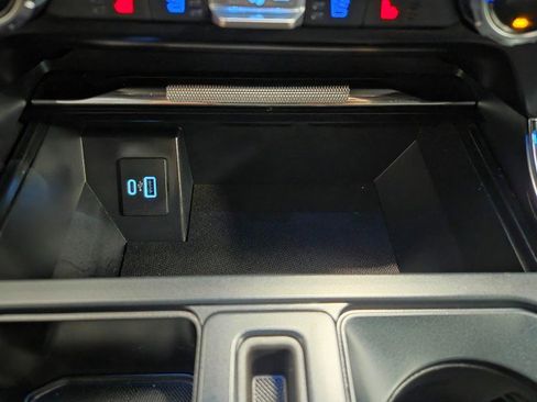 Used 2022 Ford F150 Lariat image 53