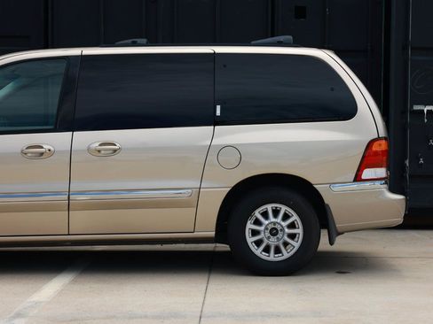 Used 1999 Ford Windstar SE FWD image 27