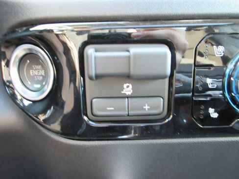 New 2026 GMC Sierra 1500 SLT w/ SLT Premium Plus Package AWD/4WD image 22
