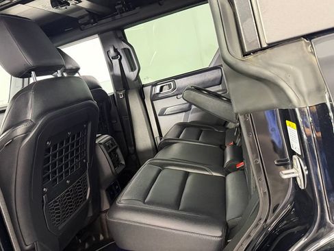 Used 2025 Ford Bronco Badlands AWD/4WD image 27