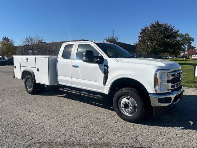 New 2026 Ford F350 XL w/ XL Chrome Package AWD/4WD image 1