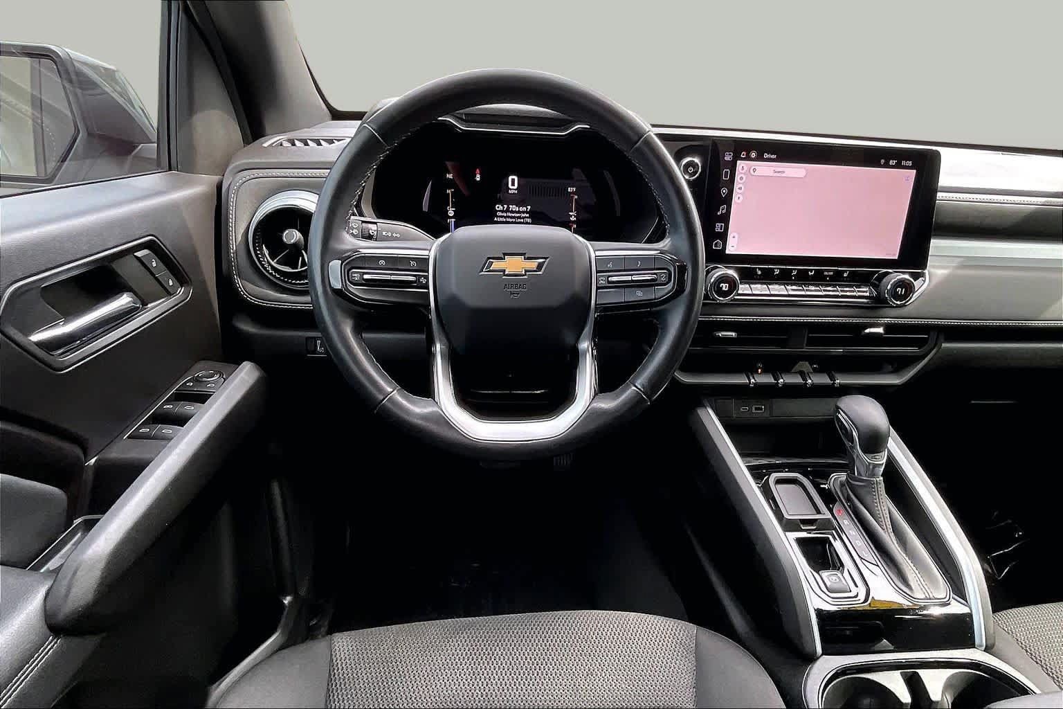 Used 2023 Chevrolet Colorado LT w/ LT Convenience Package II RWD image 6