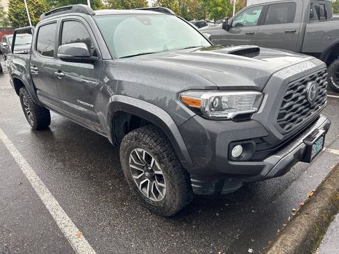 Used 2023 Toyota Tacoma TRD Sport w/ Advanced Technology Package AWD/4WD image 1
