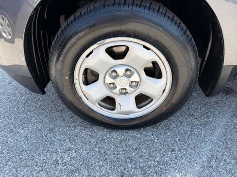 Used 2015 Honda Pilot LX image 12