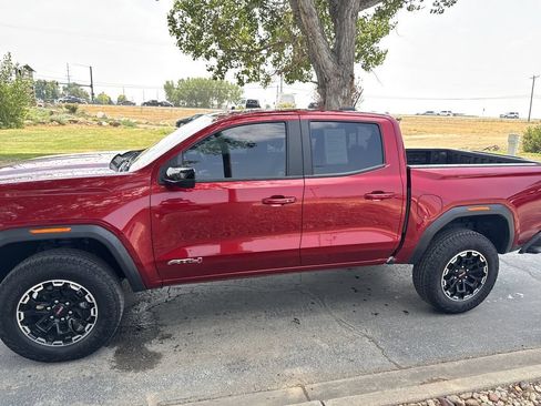 Used 2023 GMC Canyon AT4 w/ AT4 Premium Package AWD/4WD image 7