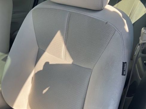 Used 2016 Nissan Sentra S FWD image 5