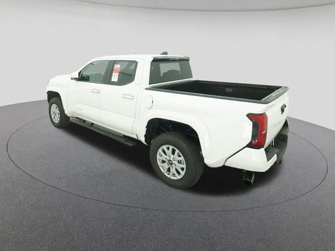 New 2025 Toyota Tacoma SR5 image 5