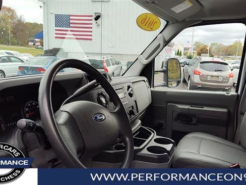 Used 2016 Ford E-450 and Econoline 450 Super Duty RWD image 7