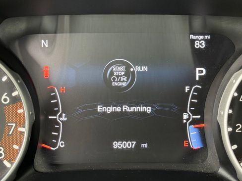 Used 2020 Jeep Compass Limited image 30