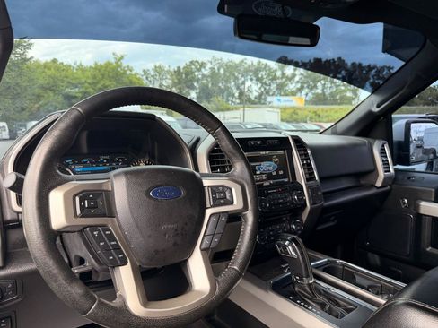 Used 2015 Ford F150 Lariat AWD/4WD image 14