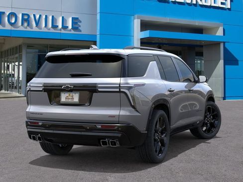 New 2026 Chevrolet Traverse RS w/ LPO, Floor Liner Package FWD image 4
