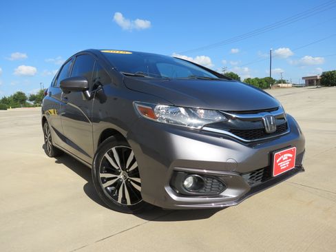 Used 2018 Honda Fit EX image 2