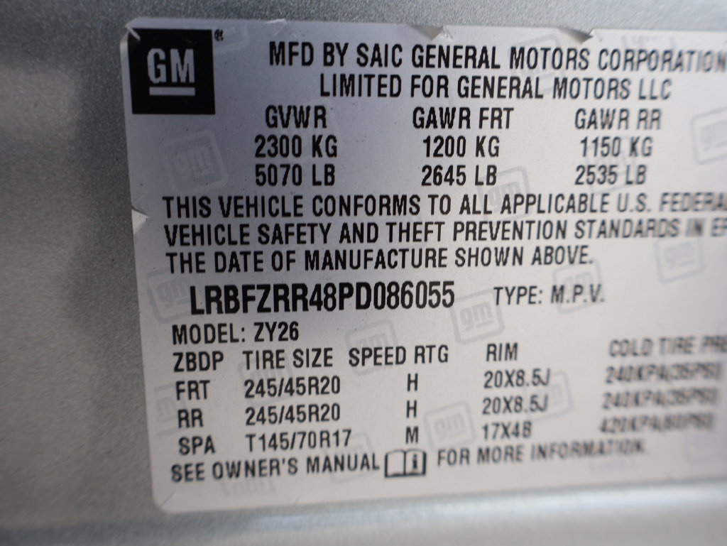 Used 2023 Buick Envision Avenir FWD image 42