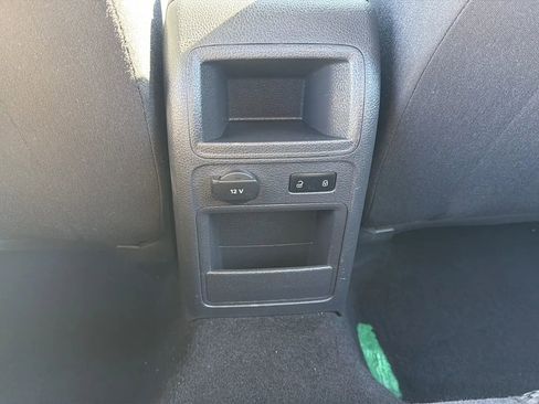 Used 2014 Volkswagen Jetta S image 9