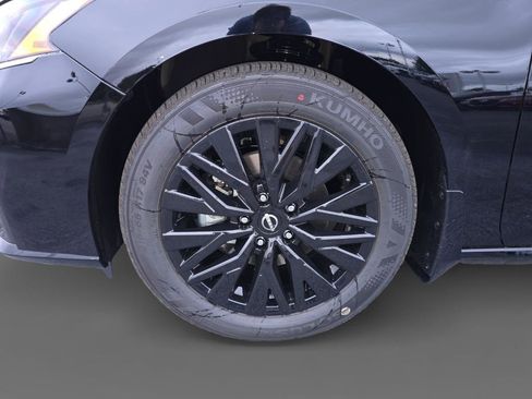 New 2025 Nissan Altima 2.5 SV w/ SV Special Edition Package image 9